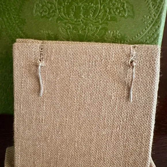 NWT Gucci interlocking GG sterling silver earrings with pouch and box